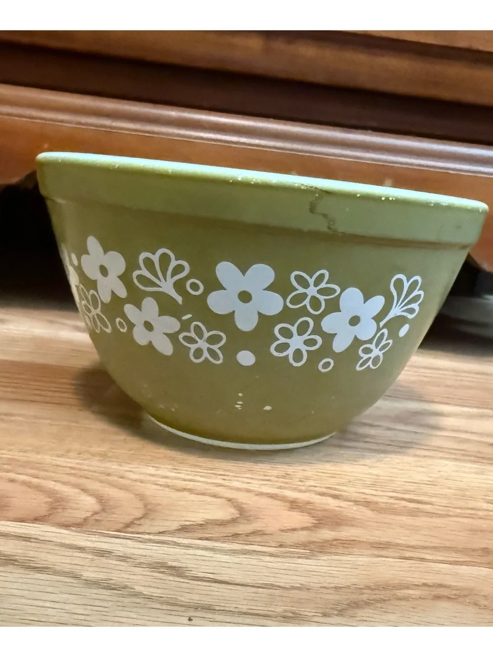 Vintage Crazy Daisy Pyrex #401 1.5 pint Nesting Mixing Bowl
